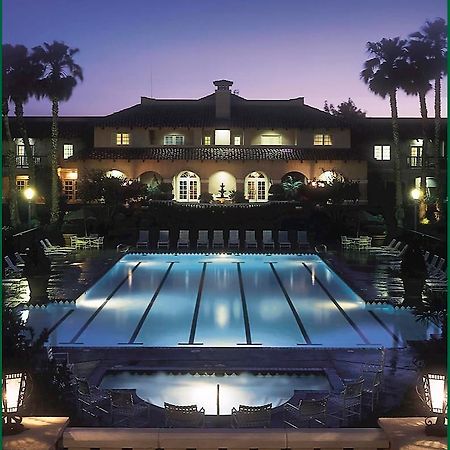 Harris Ranch Inn And Restaurant Huron Bagian luar foto
