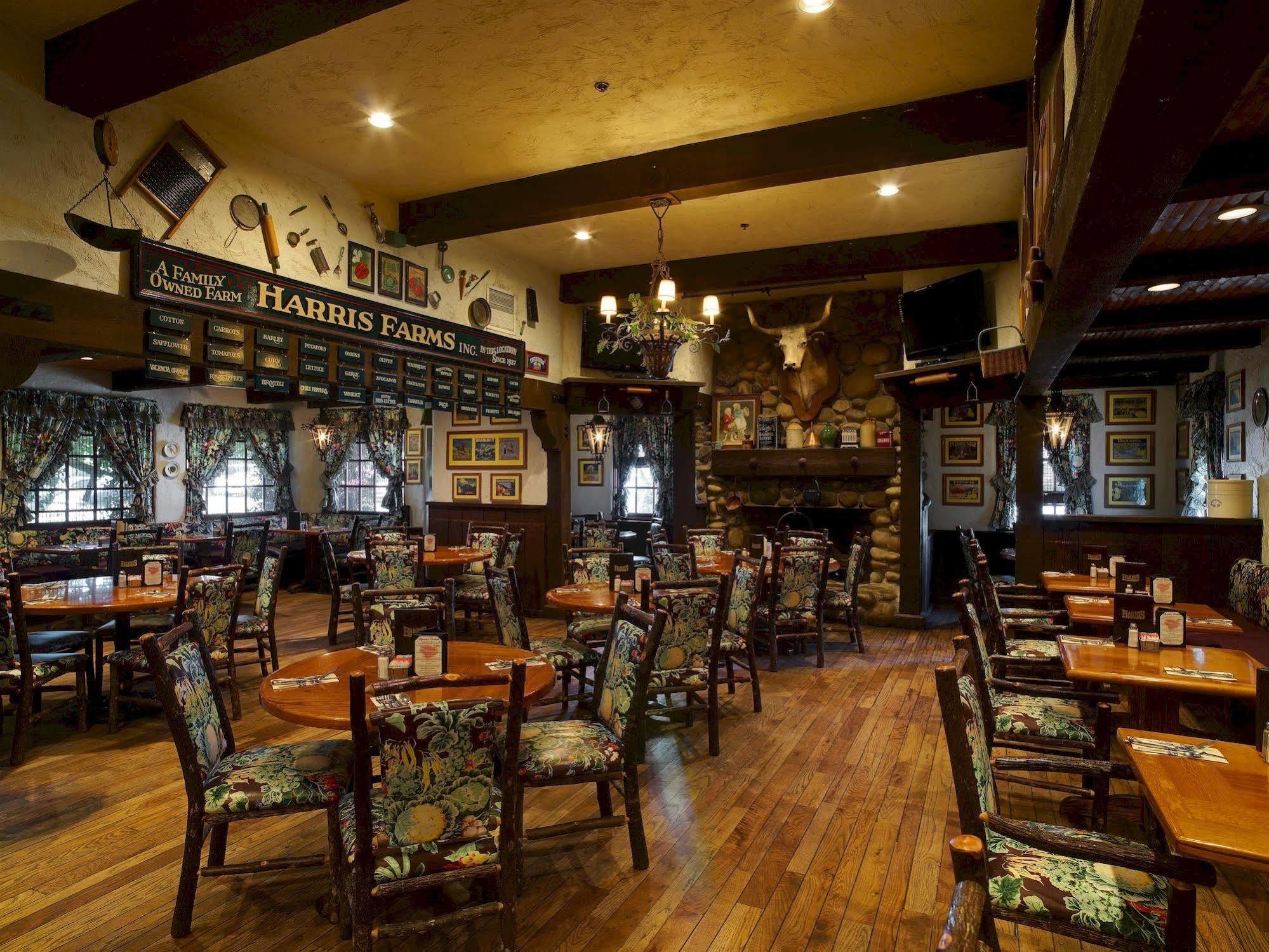 Harris Ranch Inn And Restaurant Huron Bagian luar foto